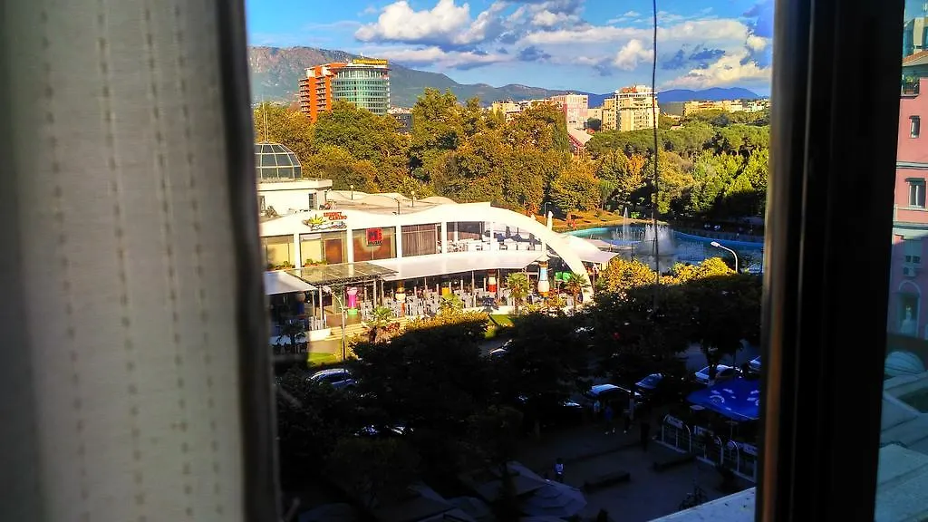 Ecoart Apartments Tirana