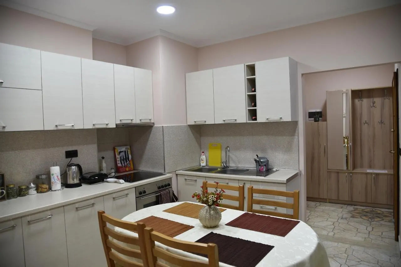 Ecoart Apartments Tirana